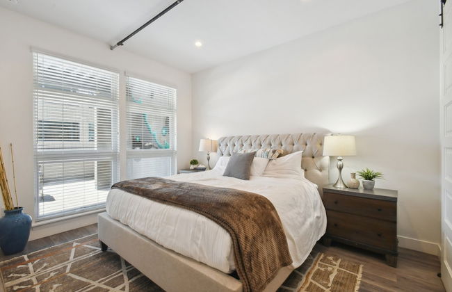 Brushed & Bold | RiNo Art Lofts - Foto 7