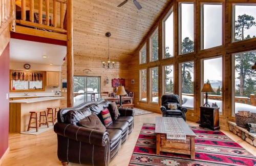 Serene Mountain Cabin Nestled Amongst the Pines - Alpenhaus - Foto 65