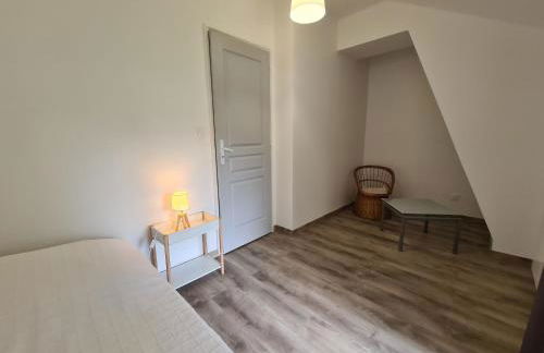 Maison tranquille avec jardin, proche Châteauroux, 4 ch., 3 sdb, terrasse, barbecue, parking - FR-1-591-358 - Photo 30