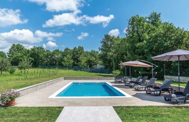 Detached Holiday Home With Swimming Pool, Near the Beach - Foto 25