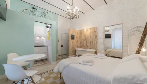 Romantic Vintage Colosseum Apartment - Photo 2