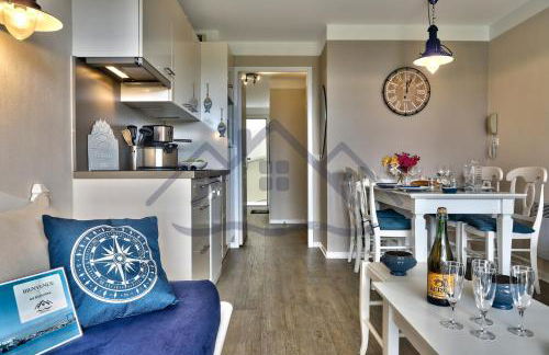 LocaLise - A18 - Appartement avec balcon - Petite vue mer à travers le palmier - Piscine de avril à septembre - Wifi inclus - Animaux admis - Draps inclus - Parking inclus - Foto 10