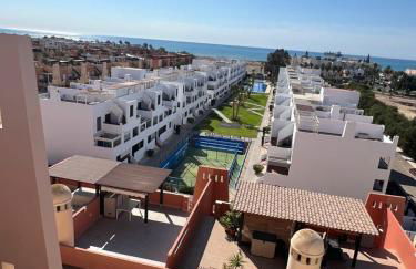 Ático con vistas al mar y piscina privada - Foto 27