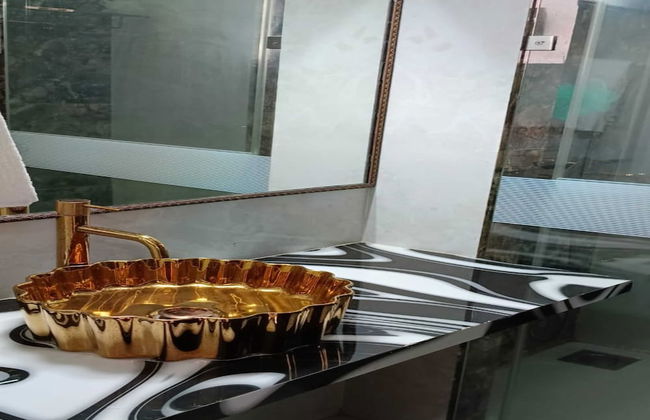 The Diplomat Villa - Photo 35