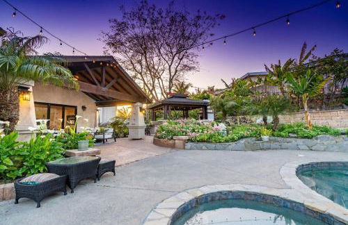 Resort style back yard heated pool and spa - Foto 62