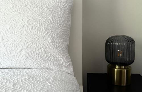 Home away Tamworth Staffordshire 4 Bedroom 3 Bathroom - Semi Detached House - Foto 54