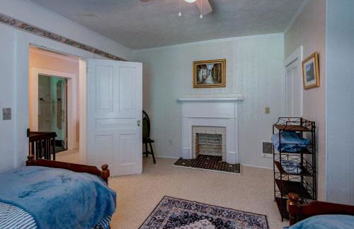 Historic McGuire House - Foto 32