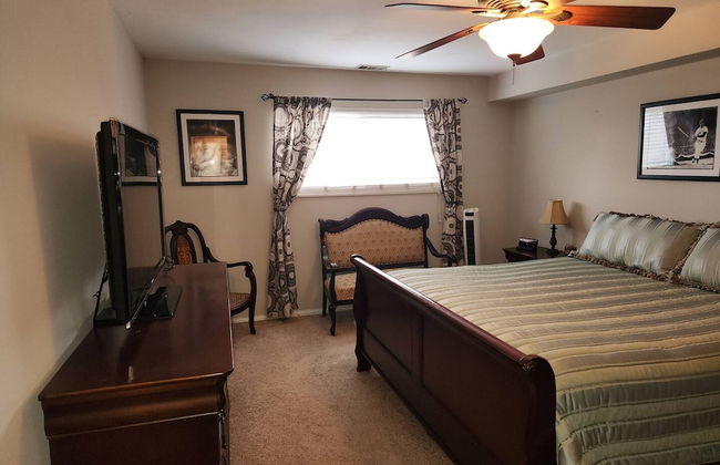 Beautiful APT W Office Area 2BR Long Term - Foto 34