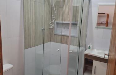 Residencial Caetano, Micro Casa com churrasqueira privativa e piscina do condomínio, infantil, adulto e hidromassagem - Foto 8