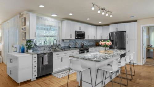 Minutes to boat ramps and beach and private pool! - Foto 5