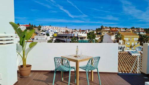 CASINHA DE FERRAGUDO - Terraço Privado, AC, WiFi, Centro 250m - Foto 2