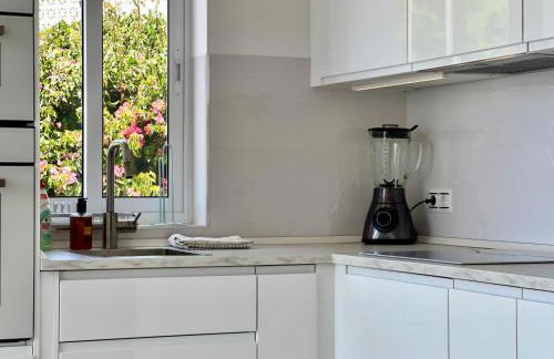 Sea view apartament with sauna and pool in Maro - Foto 12