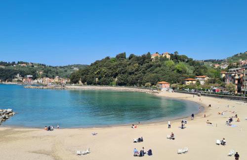 "Torretta House", inside Le Agavi Private Park on Lerici hill, shared Pool and Tennis, AC, parking next door, additional parking in Lerici, Cooking Lesson and Wine Tasting - Photo 51