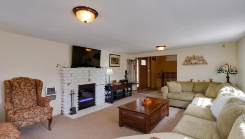 Empire Vacation Rental with Fire Pit and Gas Grill! - Foto 3