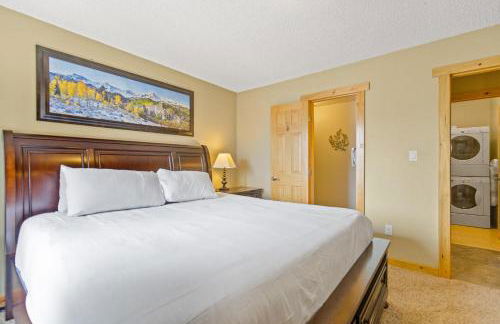 Rocky Mountain Escape with Vista View - Wildernest - Foto 14