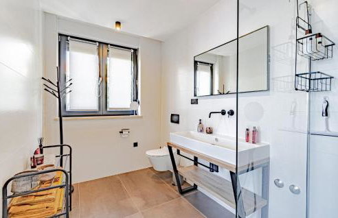 Cozy Home In Zavalatica - Foto 37