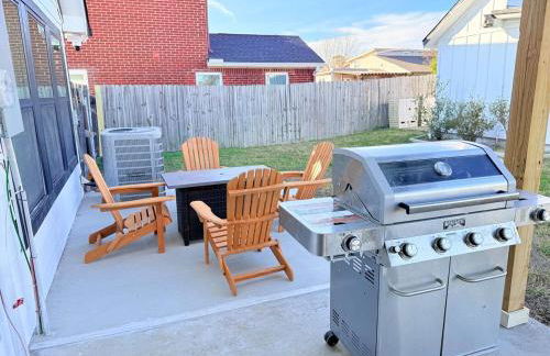 Cozy Lakeview Retreat Home - Photo 64