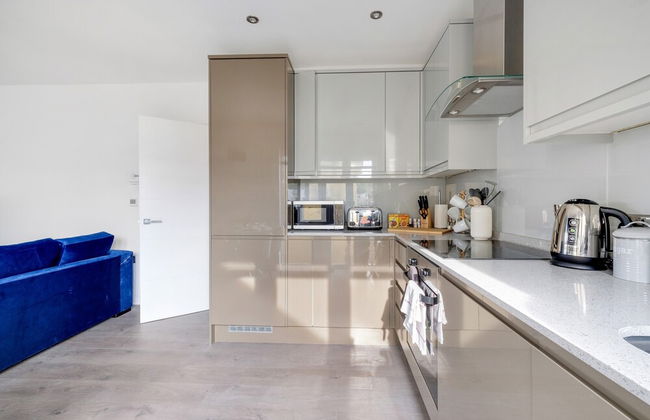 Town Center 2 bed Serviced Apartment 8 - Foto 14