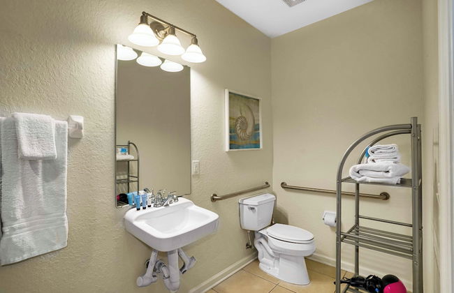 Spacious Townhome W/patio & Garage! Sleeps10 - Foto 8