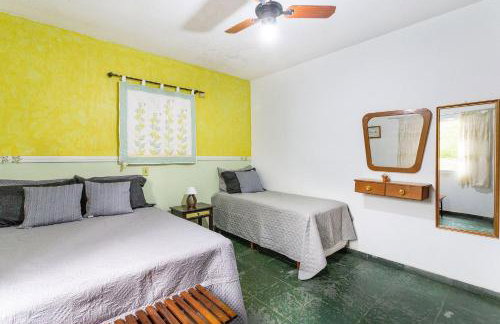 Piscina, jardim, área gourmet e vista arborizada - Foto 32