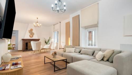 VILLA T to15 min from Puy du Fou Billiar, Movies, BBQ,Pool - Foto 3