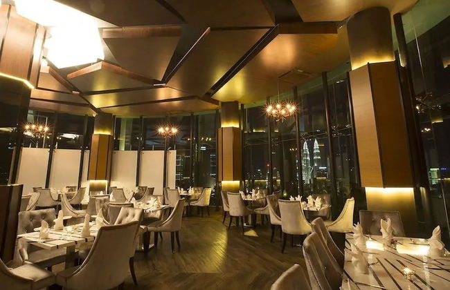 Wong's Homestay at Regalia Residence - Photo 25