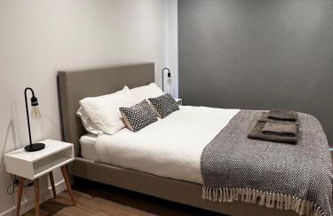 Harbour view-Sleeps 4-Sea View-Parking-Balcony - Foto 12