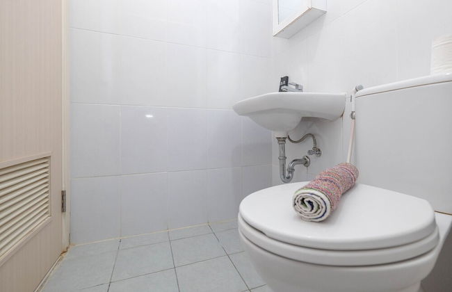 Comfy And Homey 2Br At Patraland Urbano Apartment - Foto 12