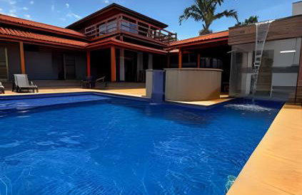 Casa incrível com piscina, hidromassagem e sauna - Foto 56