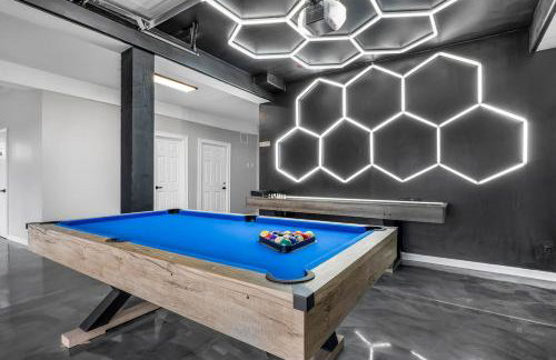 Waterfront Home with Views - Hot Tub & Movie Theatre - Foto 39