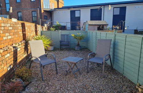 Quiet self contained studio flat near town centre and university - Foto 23