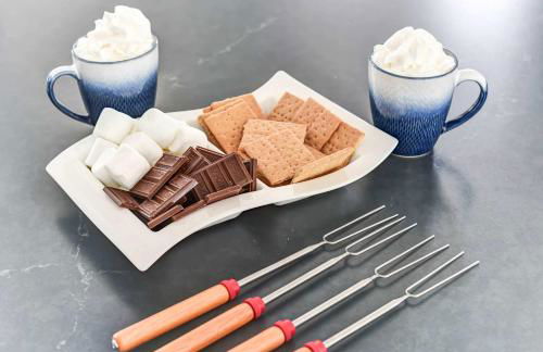 Family Getaway 1 min to Bryce Resort KING Bed Fire Pit - Foto 46