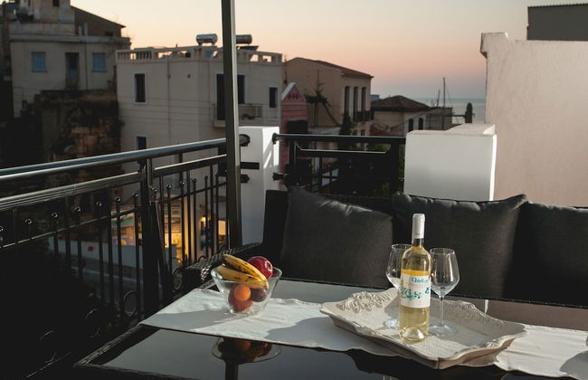 Nival Luxury Suites - Photo 30