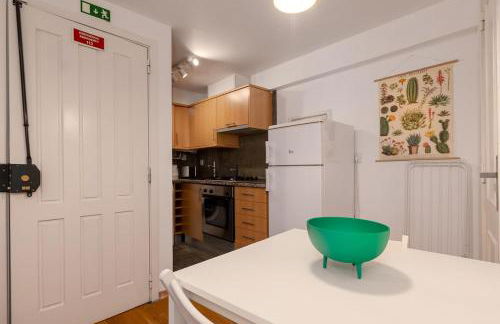 Contemporary Apartment Chiado 2 - Photo 8