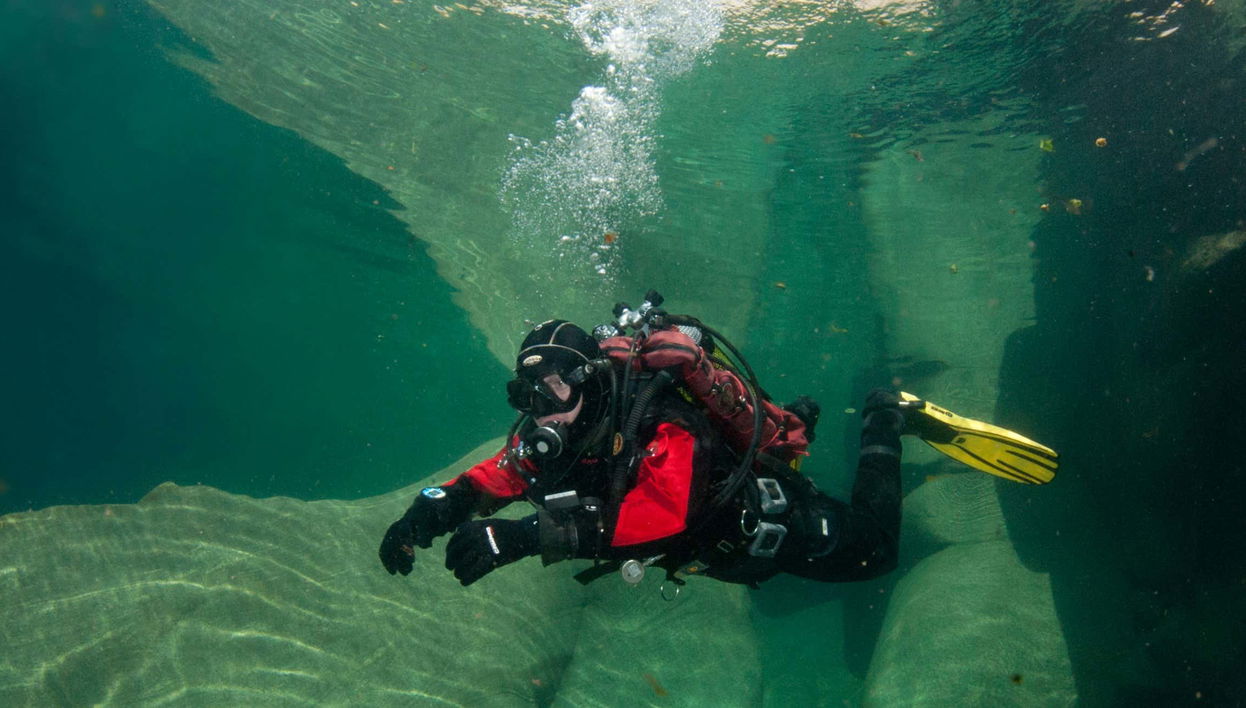 Plongée dans le lac Moreno