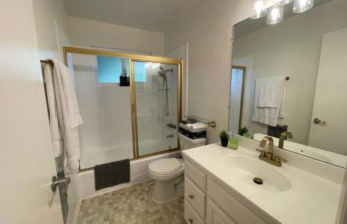 4BR Home near Universal - Private Pool, BBQ, Free Parking - Foto 9