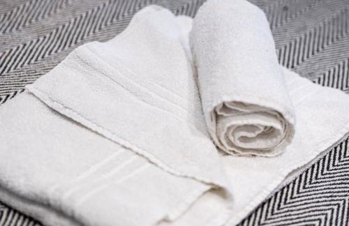 Central Stamford 2-Bed Apartment-Ideal for Work or Leisure - Foto 13