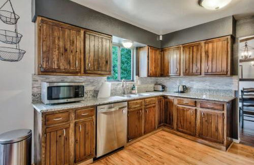 Monthly Stays Family Home Close to Parks - Foto 20