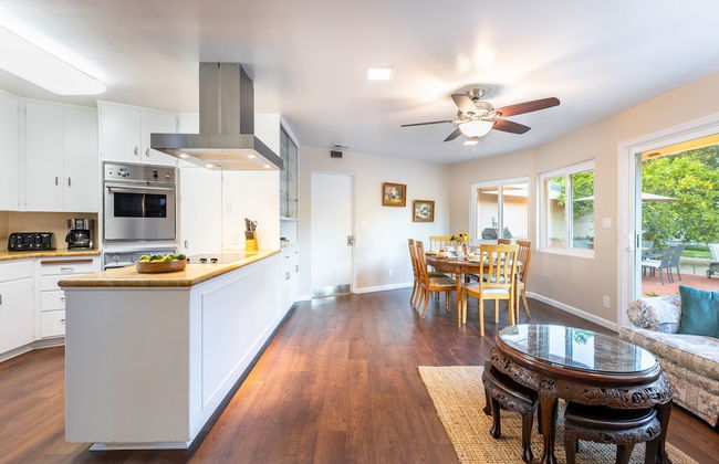 East Valley Manor by Avantstay Minutes to the Beach - Foto 19