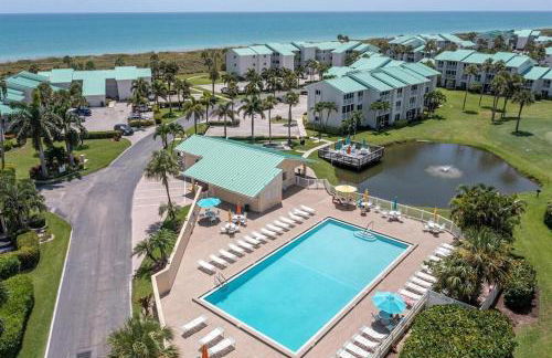 Beachfront paradise Ocean Village Golf Tennis Several heated pools Tiki bar Pickleball insite sports bar and restaurant and much more - Foto 38