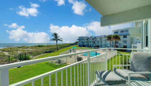 Steps to Sand Ocean-View Condo in Cocoa Beach! - Foto 2