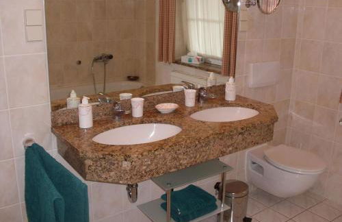 Reetdach - Ferienwohnung " Spann mol ut " bei Binz - Foto 16