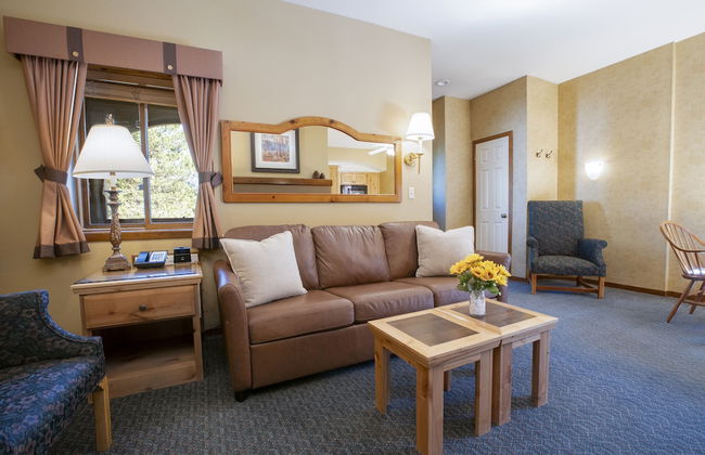 Olympic Village Inn - Photo 19