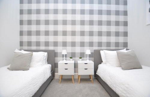 The Warren Apartment - Photo 9