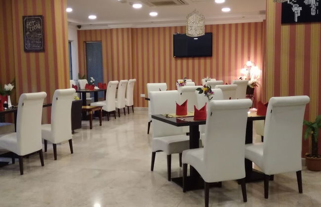 Pioneer Hotel Apartments - Foto 12