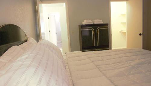 Amazing 4 Bedroom House with nice Backyard - Foto 5