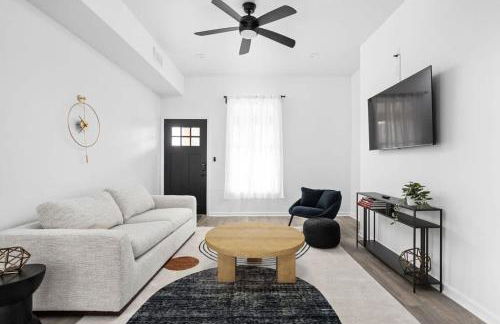 Full Duplex Retreat-Two Homes Near Eastside- Family Friendly - Foto 4