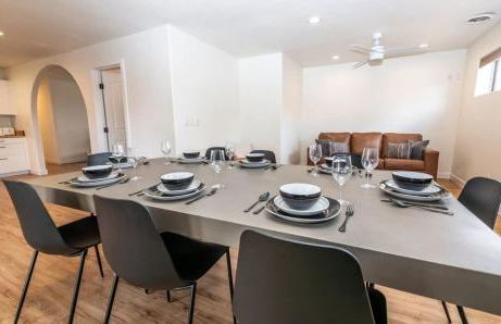 Newly Remodeled Family Friendly Home - Foto 46