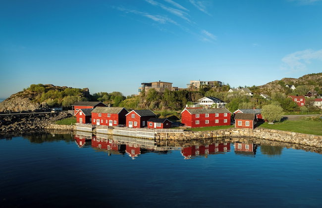 Astra Village - Waterfront Rorbu Cabins in Lofoten - Photo 1