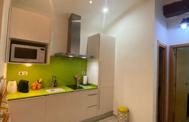 Your Valencia Home - Photo 14